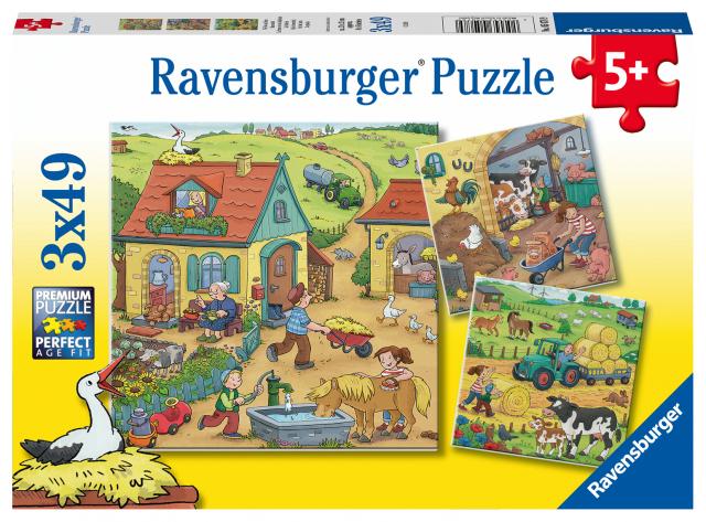 Ravensburger Kinderpuzzle - 05078 Viel los auf dem Bauernhof - Puzzle für Kinder ab 5 Jahren, mit 3x49 Teilen