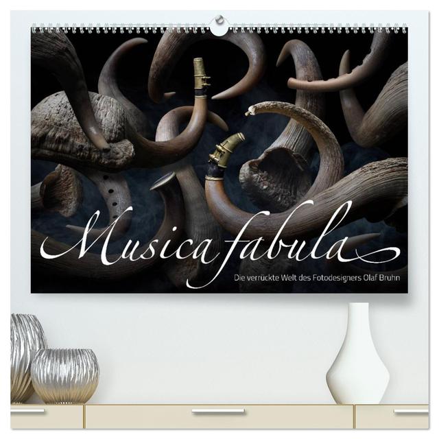 Musica fabula – Die verrückte Welt des Fotodesigners Olaf Bruhn (hochwertiger Premium Wandkalender 2025 DIN A2 quer), Kunstdruck in Hochglanz