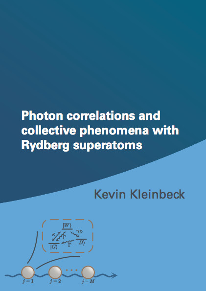 Photon correlations and collective phenomena with Rydberg superatoms