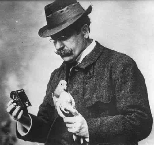 Über Julius Neubronner und wie er die Brieftaubenphotographie erfand